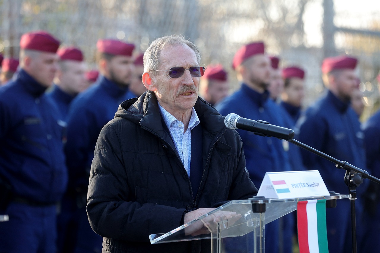 Jön a feketeleves! Raportra rendelték a belügybe az iskolaigazgatókat